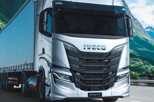 IVECO, das Transport- und Logistikunternehmen GLS Italy und der Energieversorger Vulcangas weihen eine neue Bio-LNG-Anlage in Italien ein.